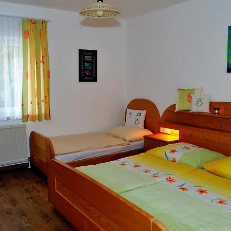 Gasthof Zur Kirche Guest house 3*