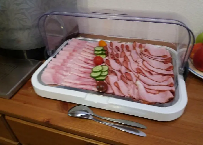 בית הארחה Zur Kirche